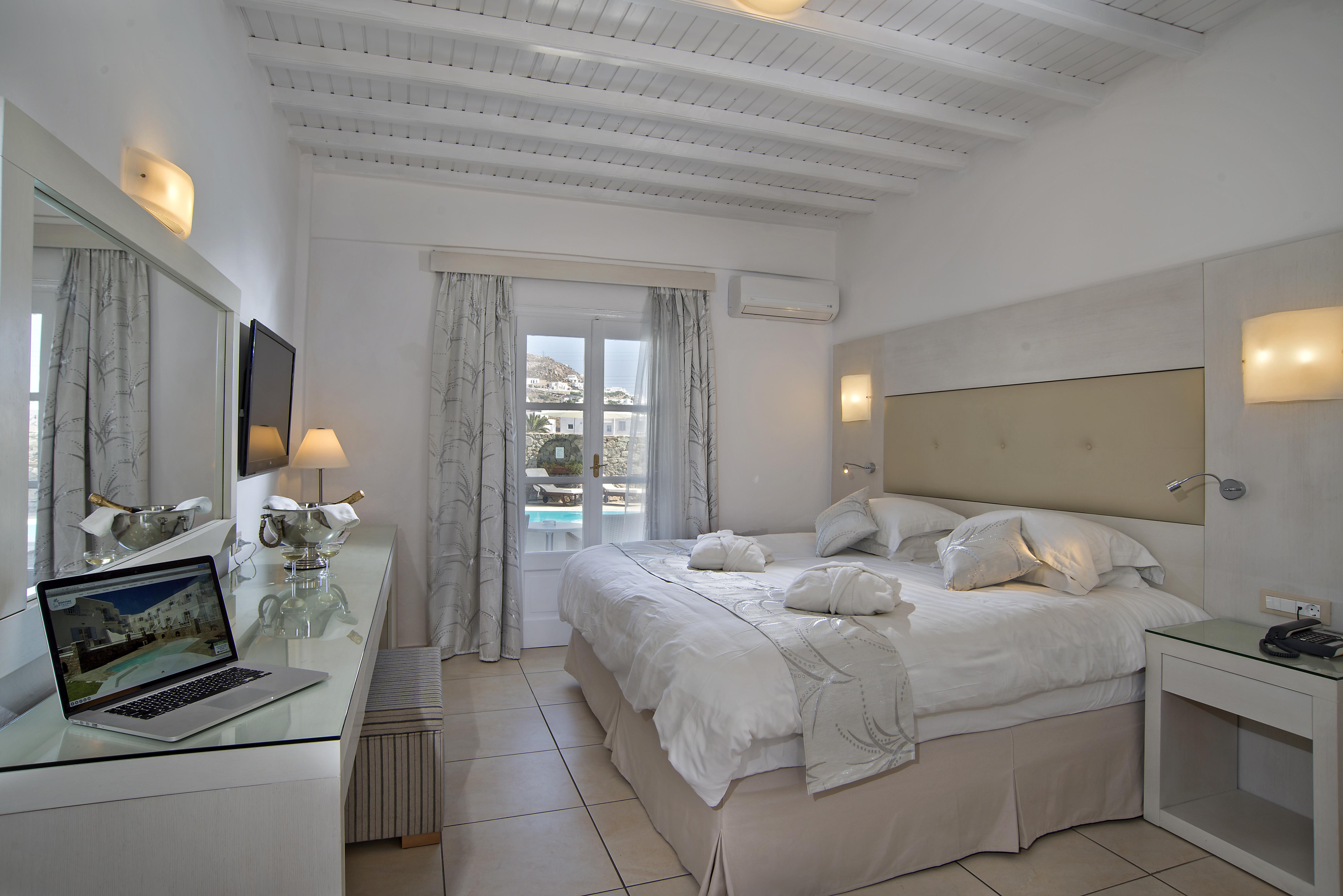 אורנוס Dionysos Luxury Hotel Mykonos מראה חיצוני תמונה