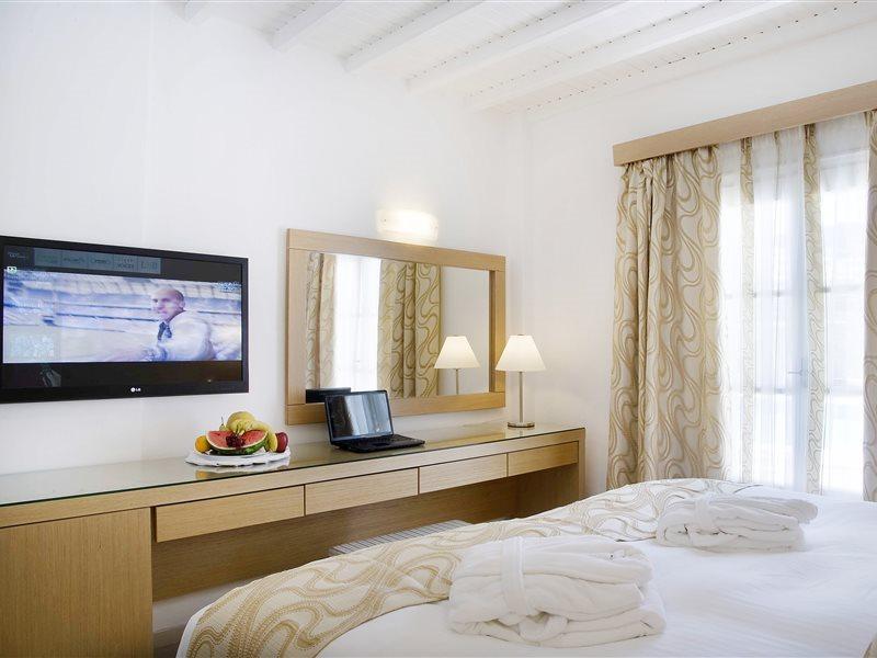 אורנוס Dionysos Luxury Hotel Mykonos מראה חיצוני תמונה